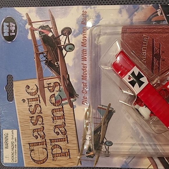 Boley 1:72 Fokker Dr 1 Die-cast Airplane - Picture 7 of 8